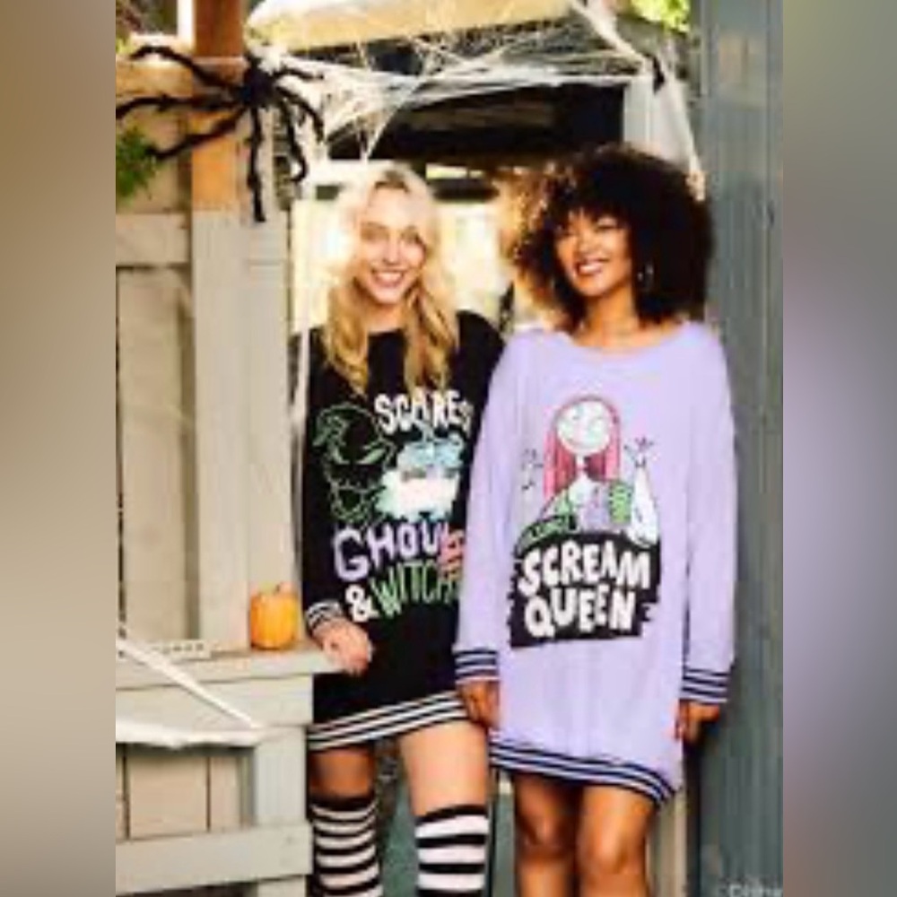 Disney The Nightmare Before Christmas Purple Scream Queen Nightshirt - Picture 2 of 8